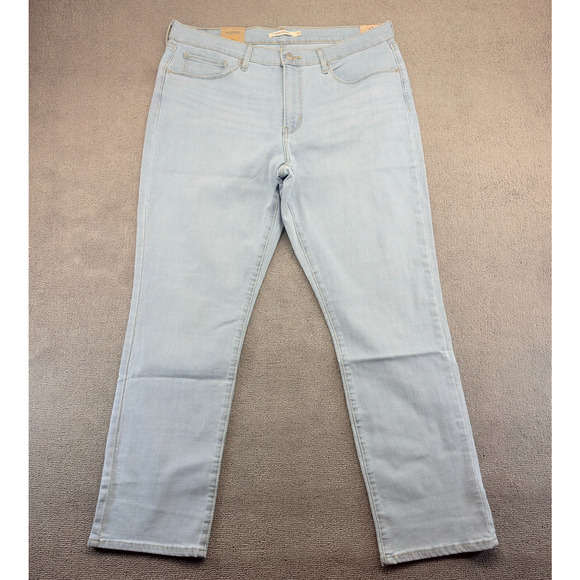 New Levis Classic Straight Jeans Women's 16 Medium Blue Denim Stretch Hypersoft - Picture 1 of 9